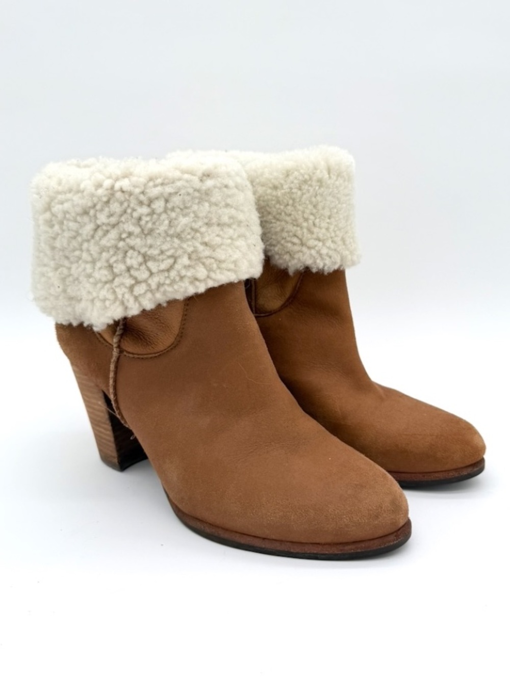 UGG Rosely Chestnut Suede Booties Sheepskin Cuff Block Heel Shoes Womens Sz 8.5